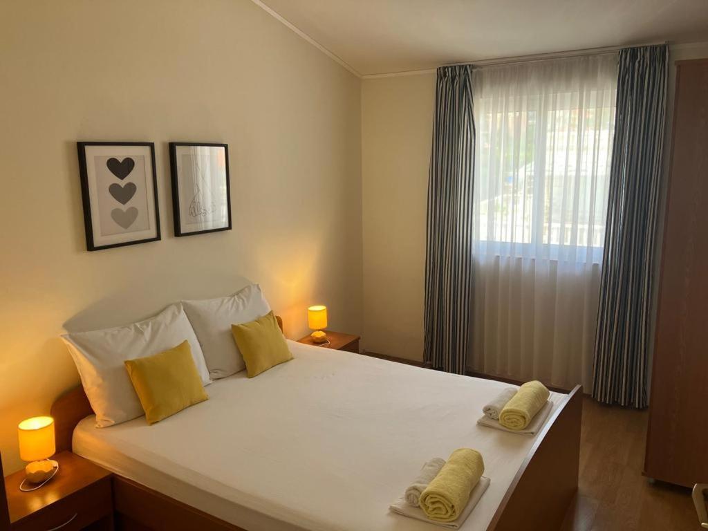 אורביץ Apartmani Fani 2 Min Walking From Sea מראה חיצוני תמונה