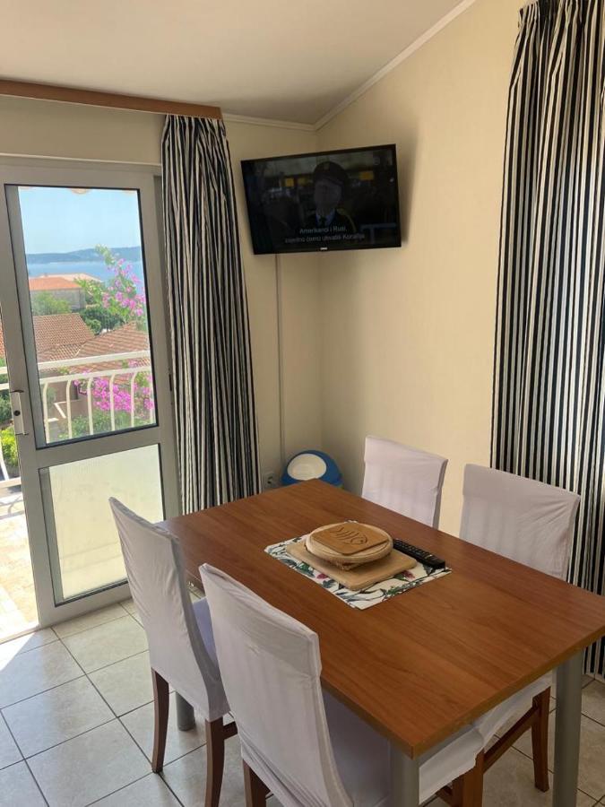 אורביץ Apartmani Fani 2 Min Walking From Sea מראה חיצוני תמונה