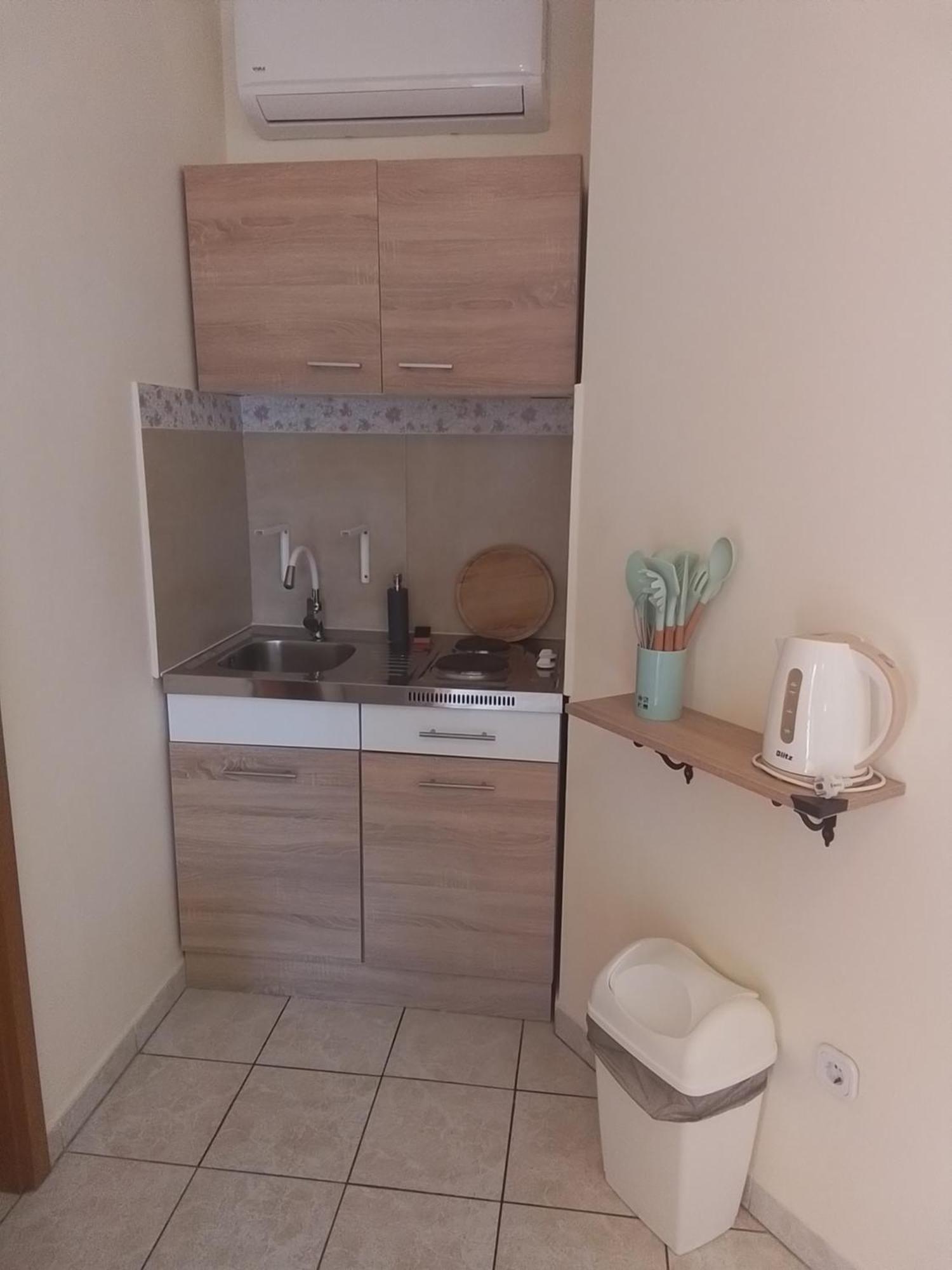 אורביץ Apartmani Fani 2 Min Walking From Sea מראה חיצוני תמונה