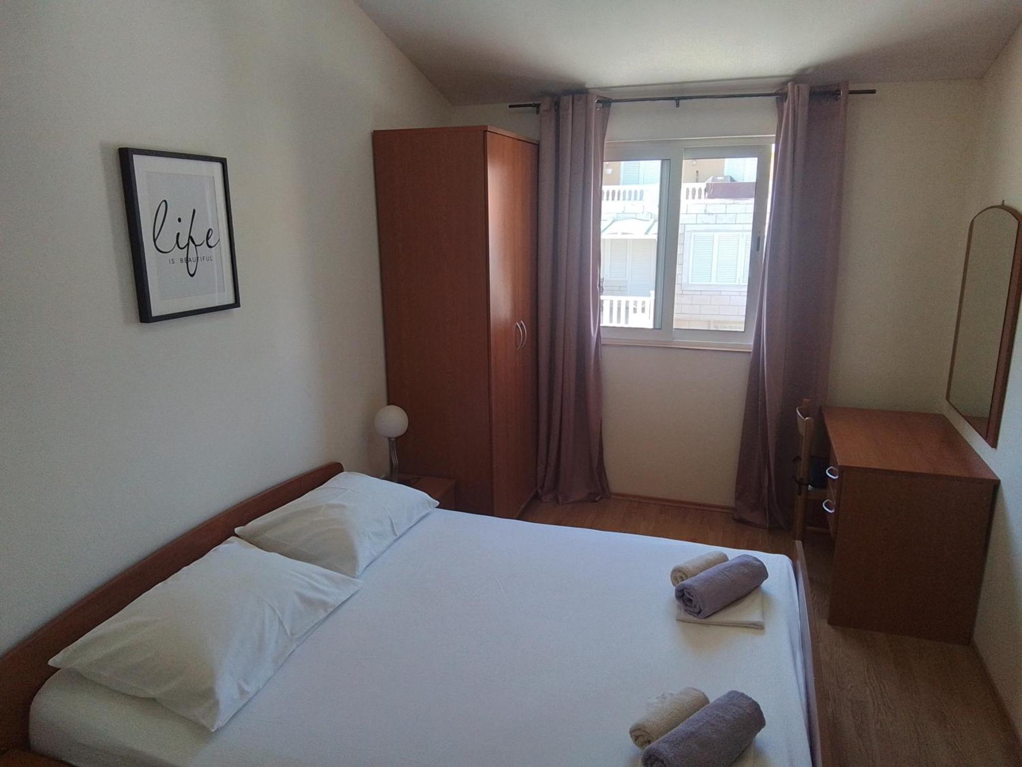 אורביץ Apartmani Fani 2 Min Walking From Sea מראה חיצוני תמונה